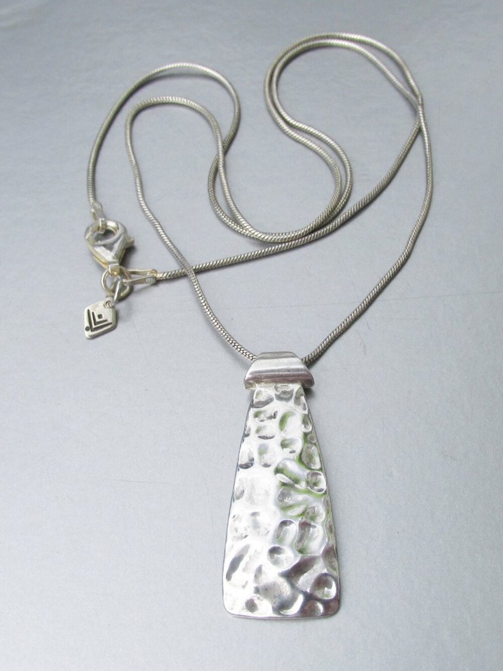 Retired SILPADA Sterling Silver Hammered TIE Pendant Necklace N1592